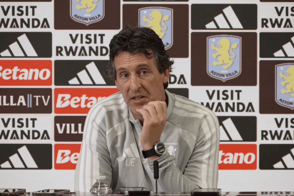 Unai Emery speaking in his pre-match press conference